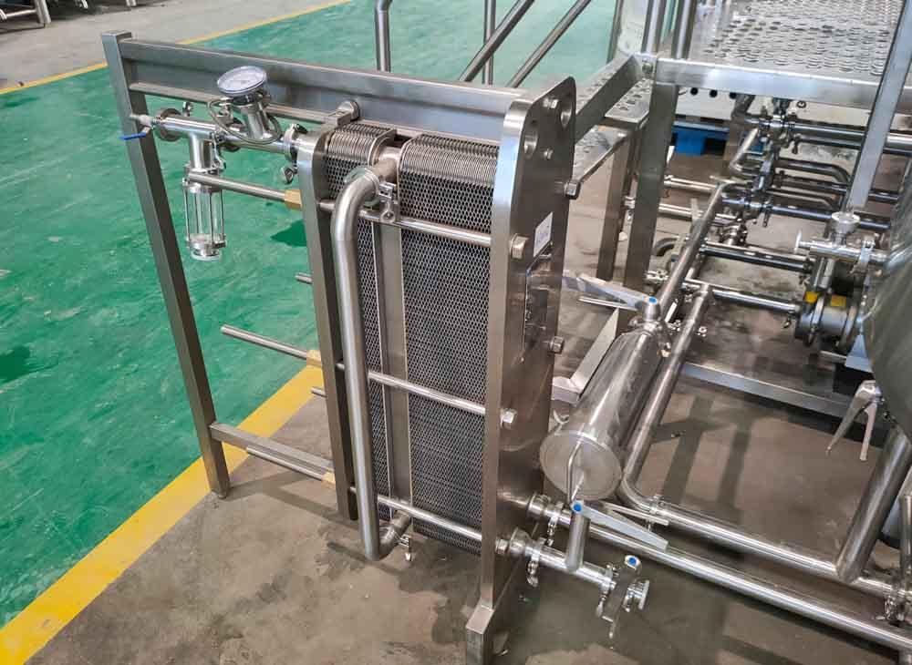 <b>The brewing progress in a brewery Wort cooling and aeration</b>